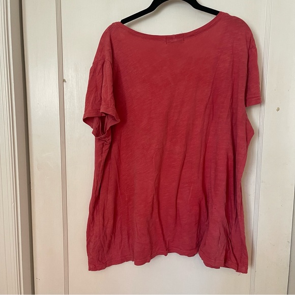 Red tee, Blue Star 2x - Picture 2 of 2